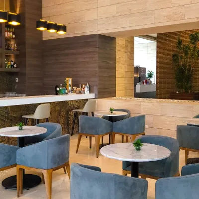 Restaurante ESTELAR La Torre Suites Colombia - Medellín Restaurante ESTELAR La Torre Suites Colombia - Medellín