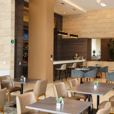 Restaurante ESTELAR La Torre Suites Colombia - Medellín Restaurante ESTELAR La Torre Suites Colombia - Medellín